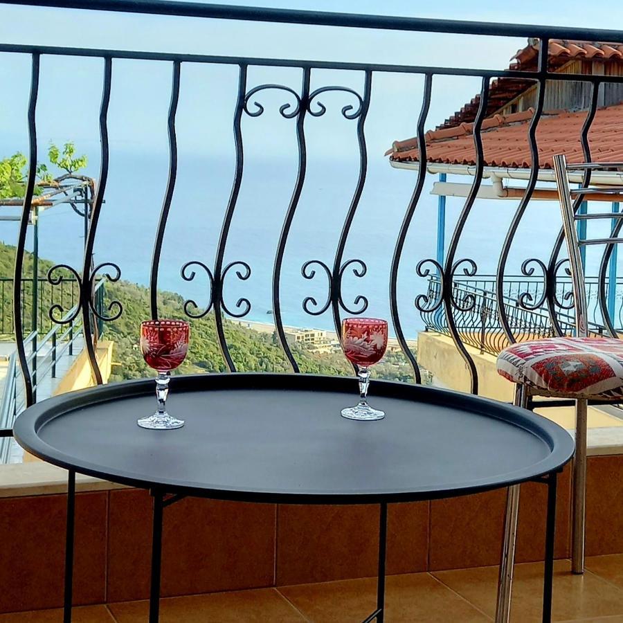 Amphora Guesthouse Himara Zewnętrze zdjęcie